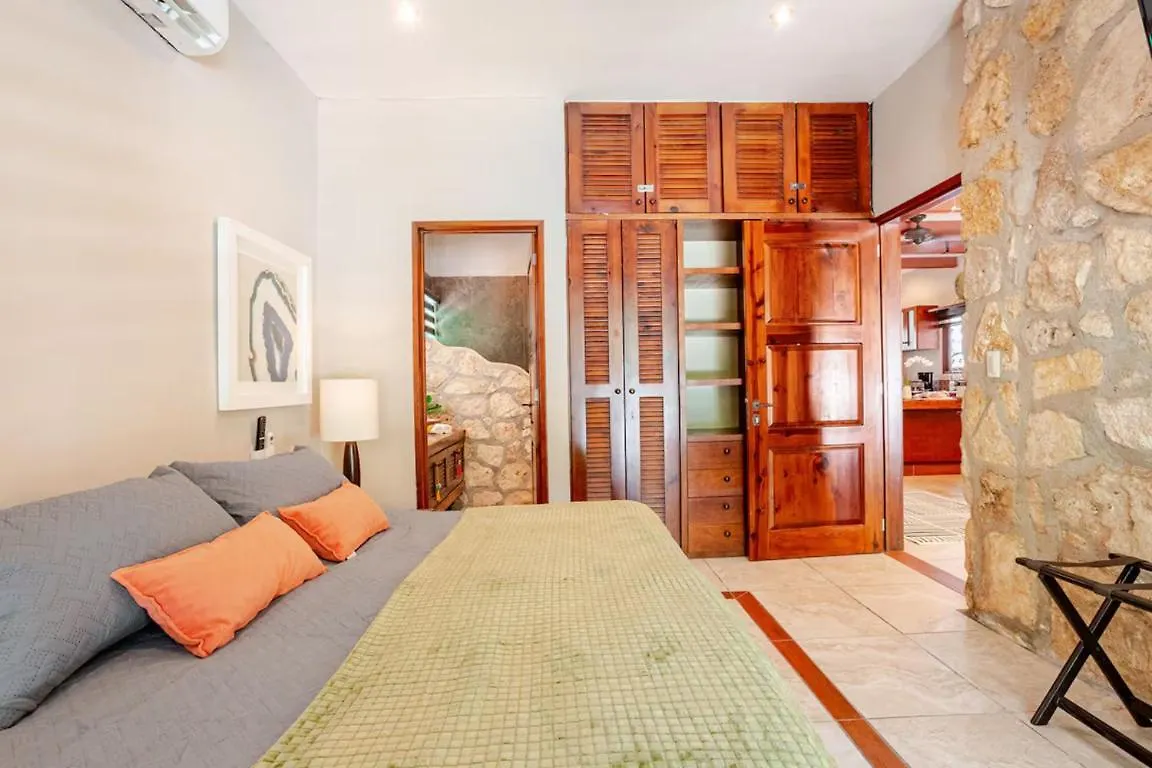 פלאייה דל כרמן Exclusive Beach Residence! 0*, פלאייה דל כרמן